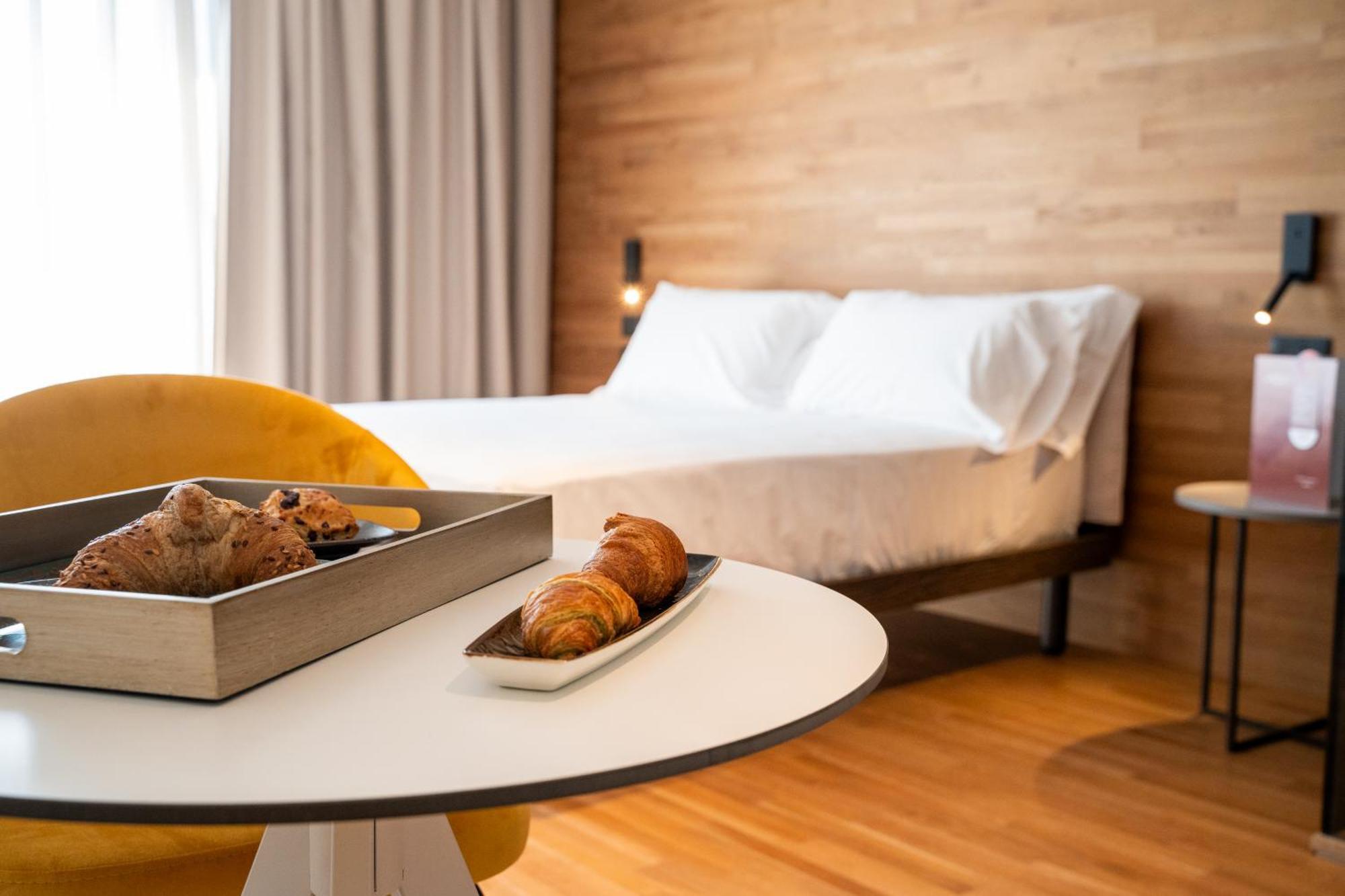 Mon Luxury Rooms Spa Nicolosi Exterior photo